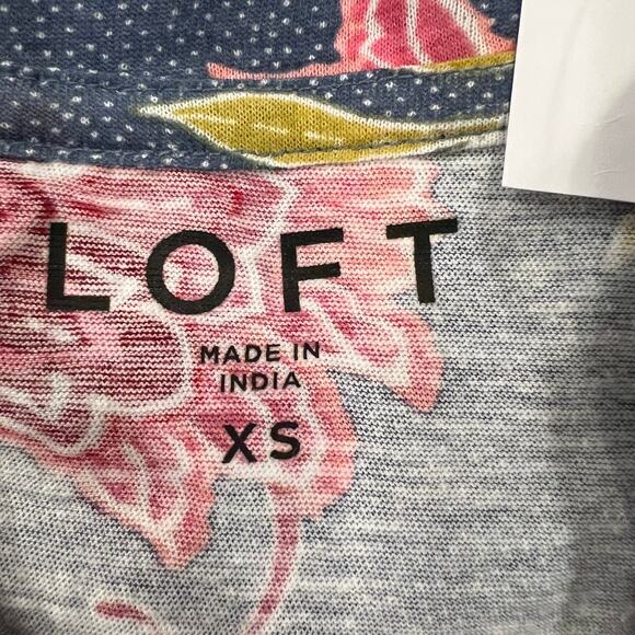 NWT LOFT Blue Floral Elbow Sleeve Cotton Crewneck Tee - SIZE XS - Picture 5 of 8